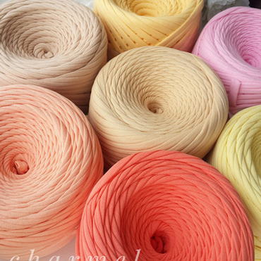 Трикотажная пряжа Fancy Yarn