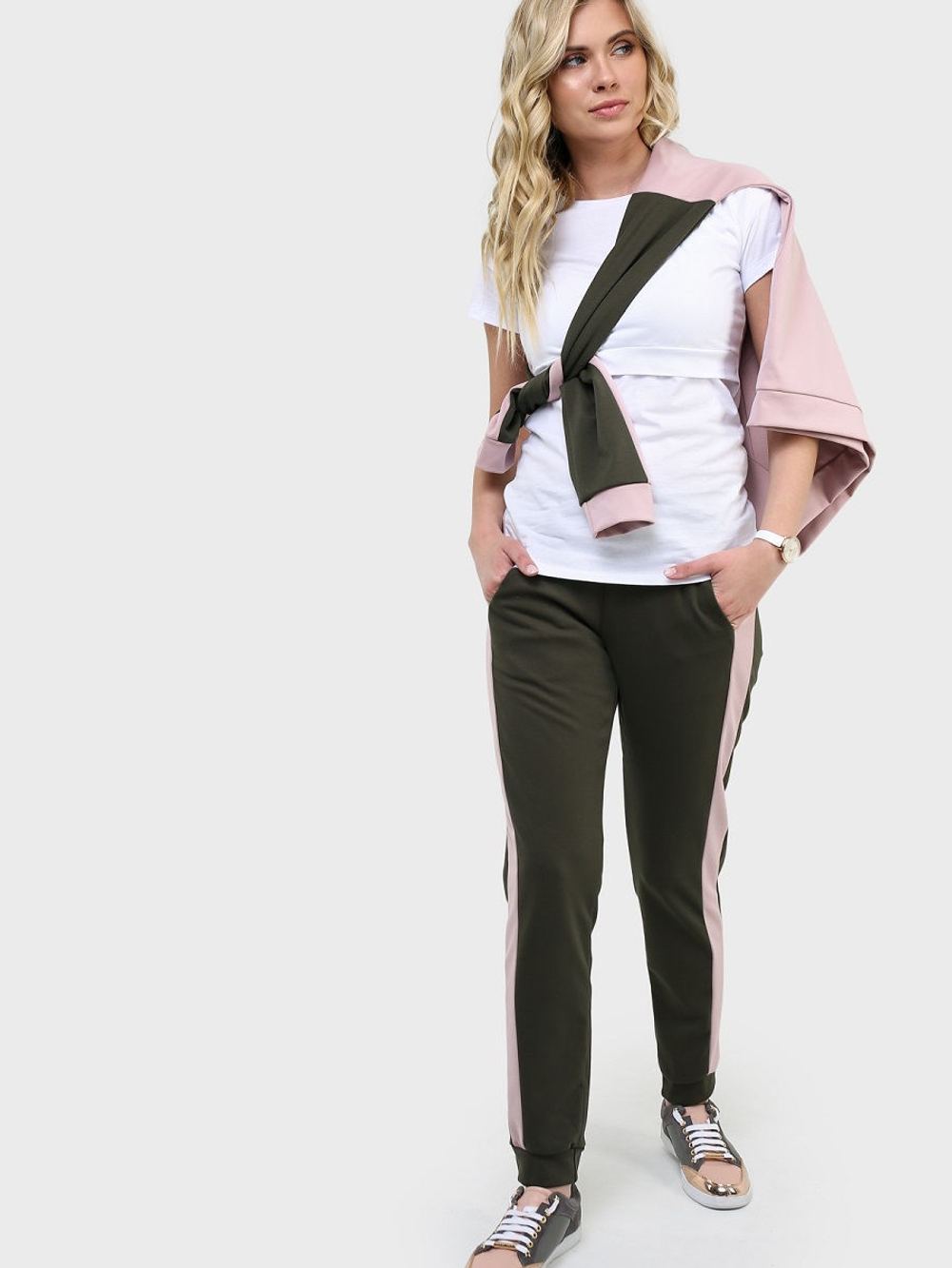 Футболка Дэни для беременных и кормящих мам.