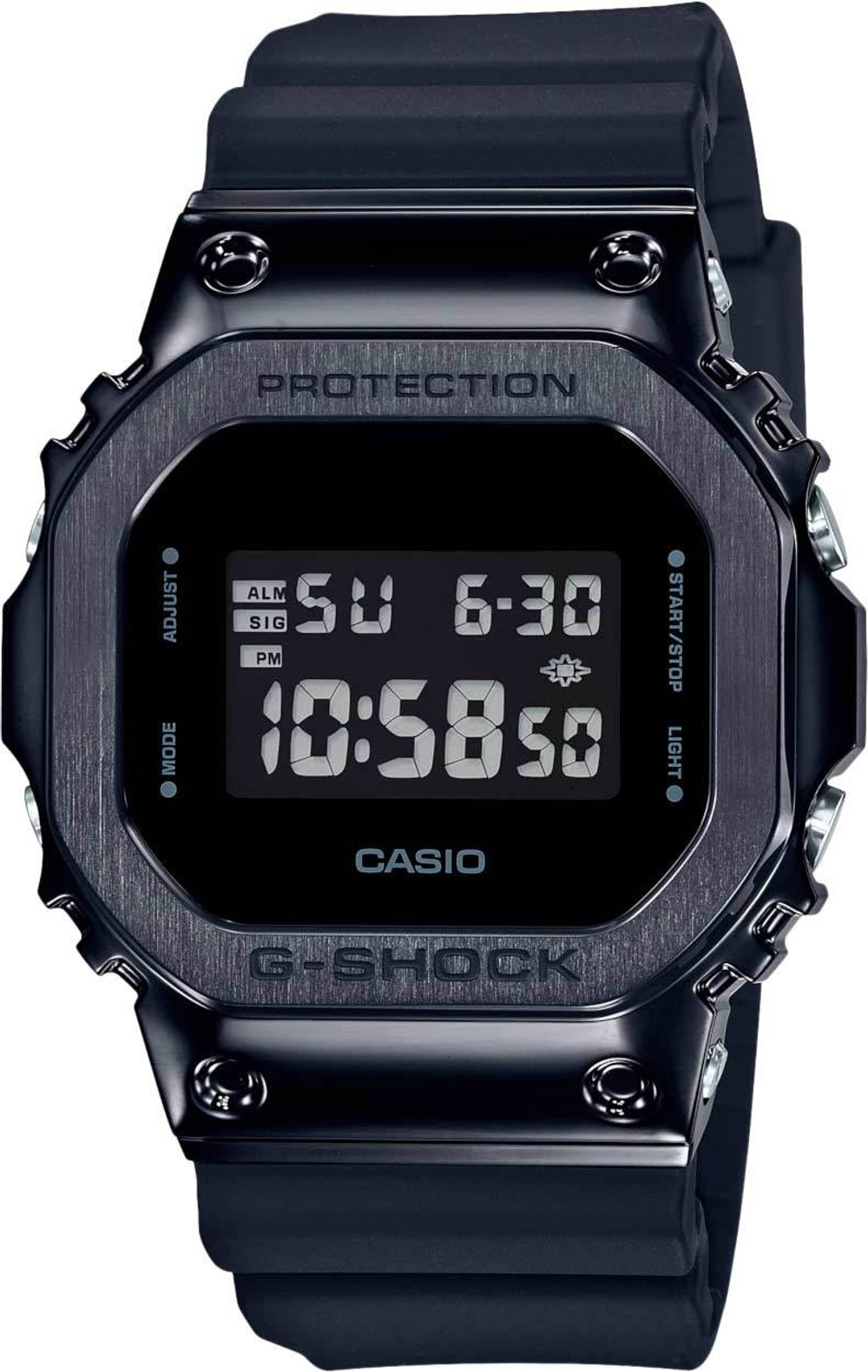 Casio GM-5600B-1E