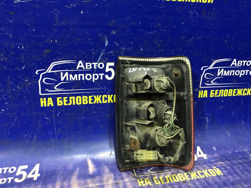 Стоп левый TOYOTA HILUX SURF 1992
