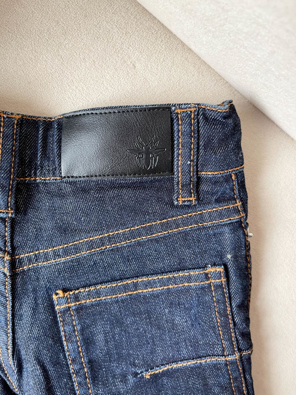 Джинсы Dior, 92