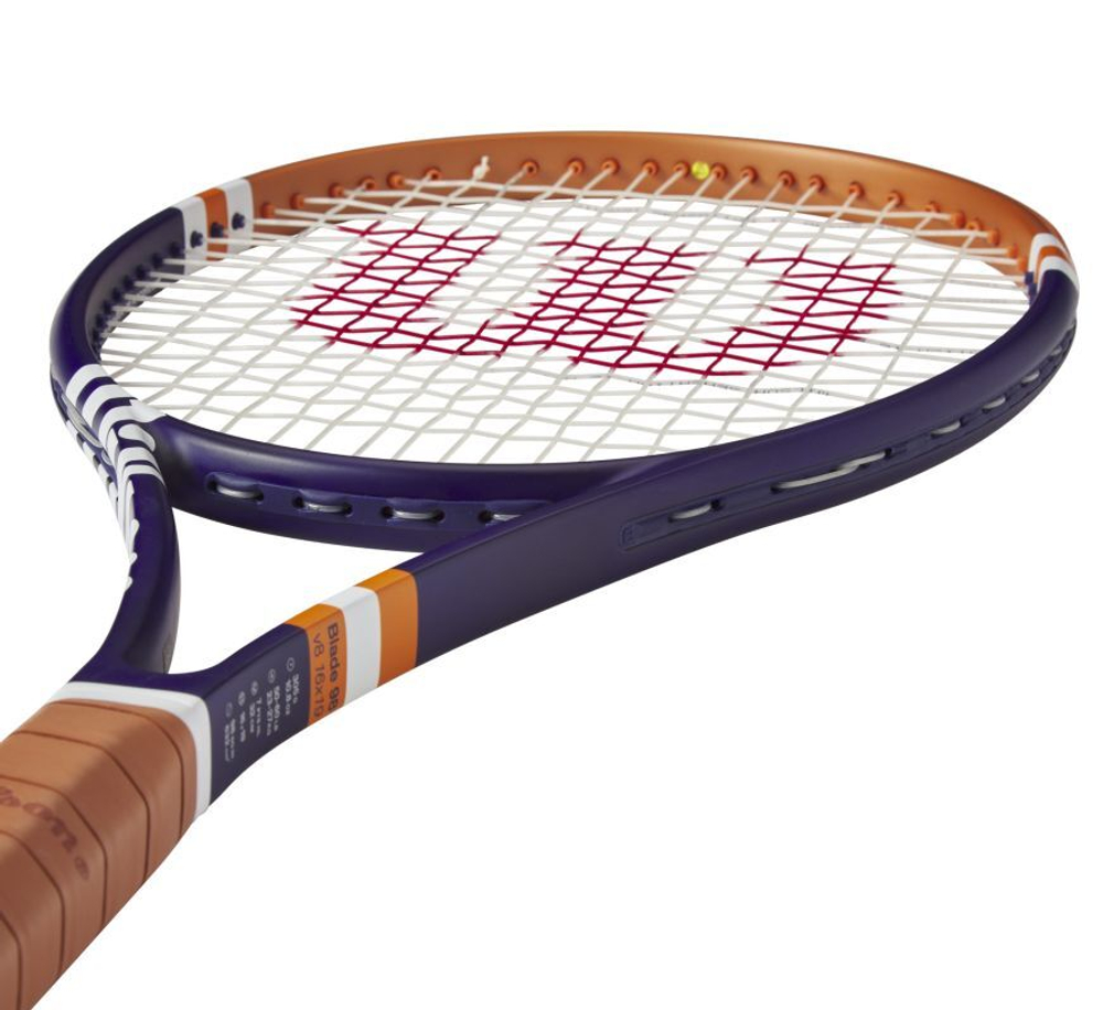 Теннисная ракетка Wilson Blade 98 16x19 V8 Roland Garros 2023 струны и натяжка в подарок