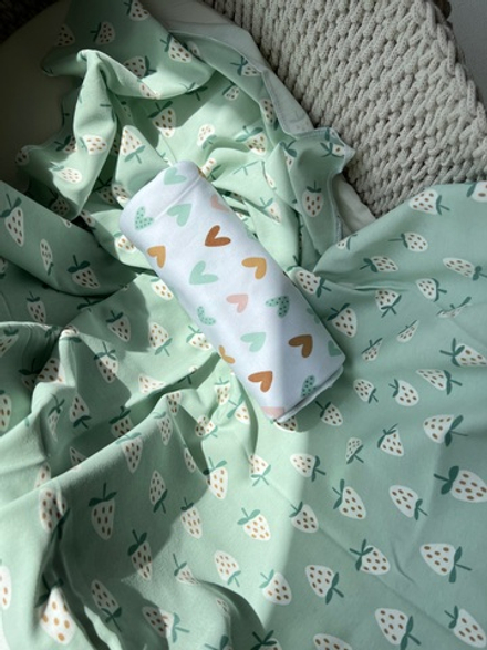 Сет из 2х пелёнок Земляника/Сердечки