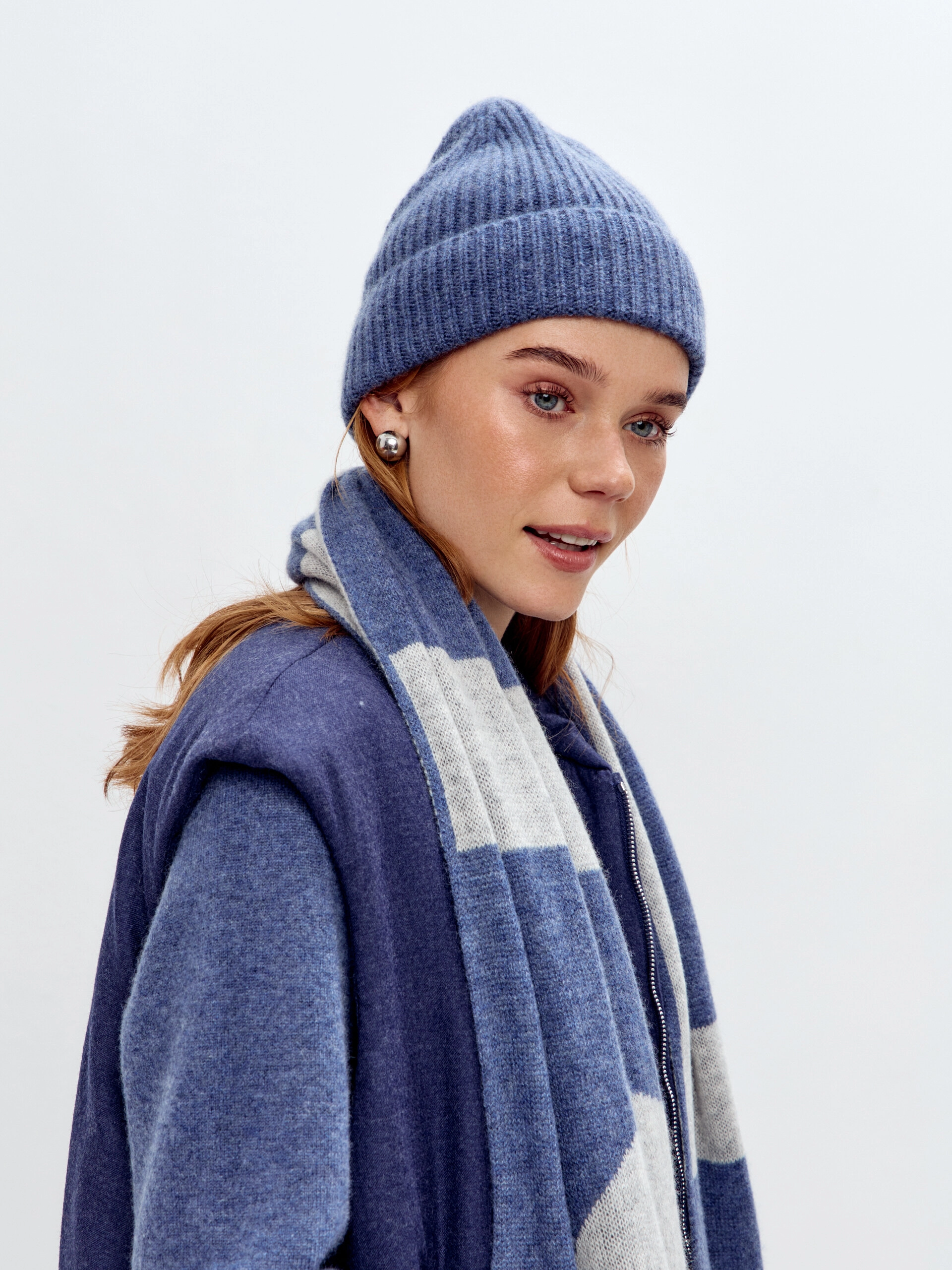 Шапка из кашемира