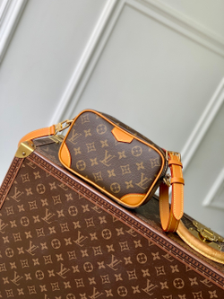 Louis Vuitton Trocadero Wearable Wallet