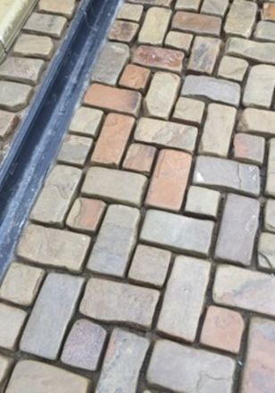 Sets of paving stones