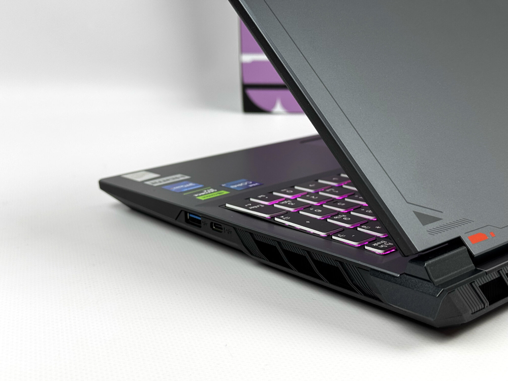 Игровой ноутбук Colorful P15 Intel Core i7-13650HX / RTX 4070 8GB / 16GB / 1TB / 2.5K / 165Hz / Win11 RU / Русско-Английская клавиатура