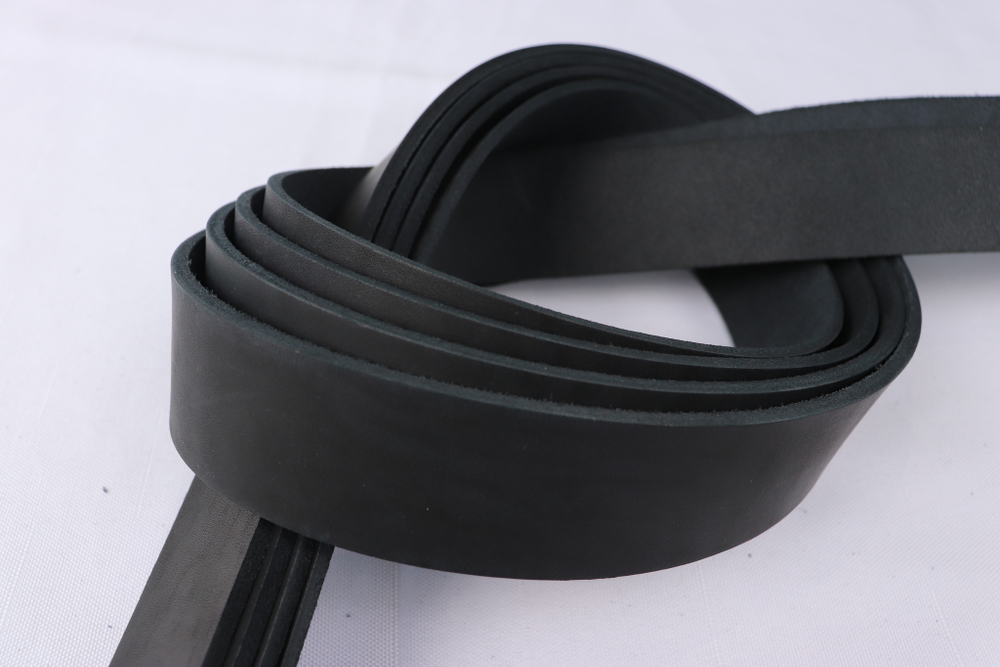 Ременная заготовка Черная гладкая