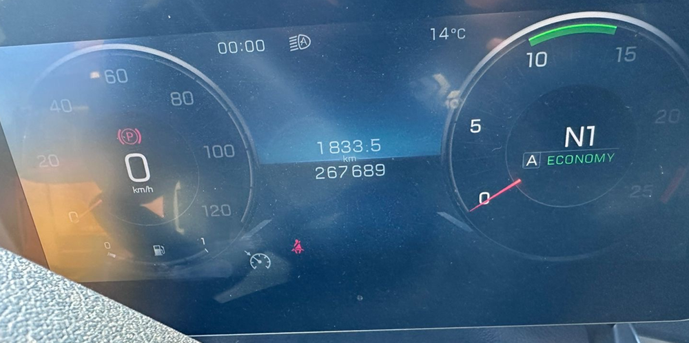 Mercedes-Benz ACTROS 4x2 Седельный тягач 1848 (Дизельный, 12,8 л, 476 л.с., АТ)