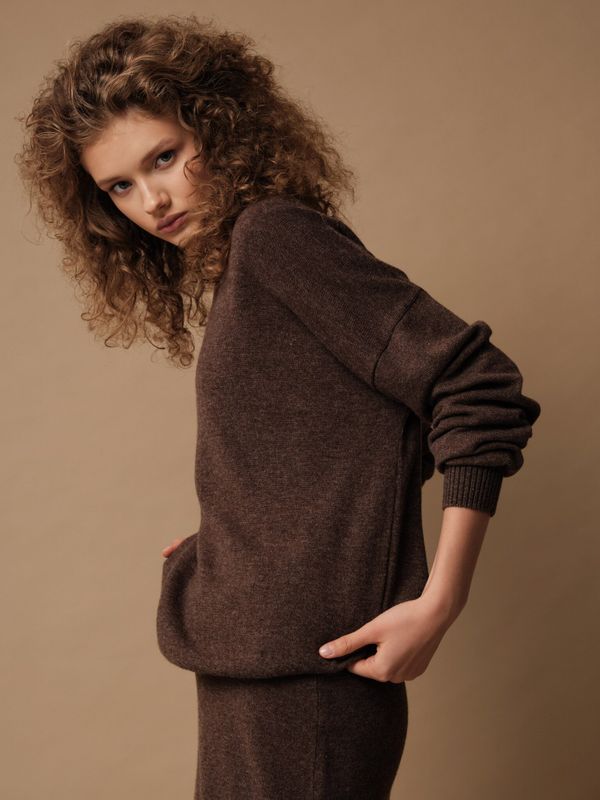 257258-8100 Костюм женский, шоколадный