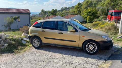 Форд-фокус 2000г