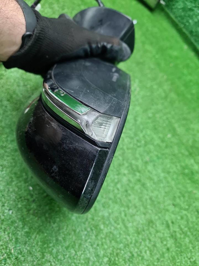 Зеркало правое Toyota Camry xv70 (17-нв) 8 конт.