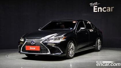 Lexus ES300h 7 Generation Luxury Plus (03.2021)