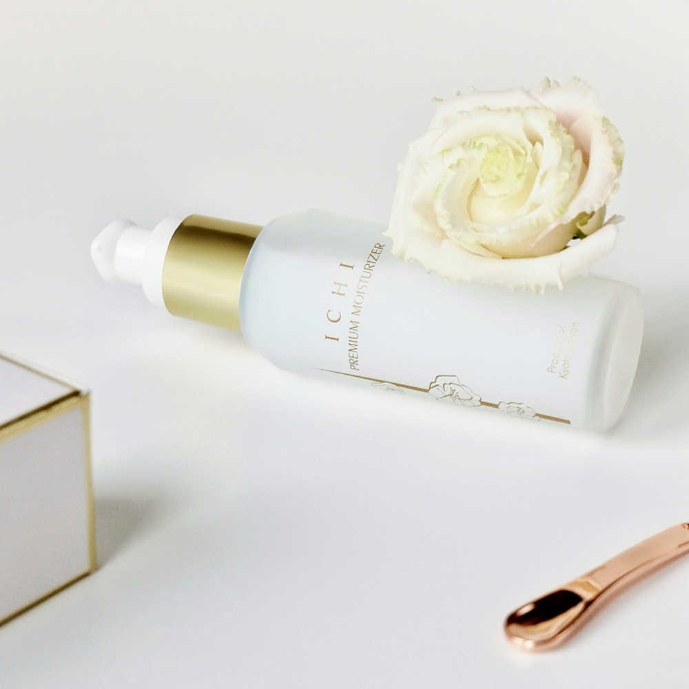 Увлажняющий лосьон-бустер 3 в 1 ICHI Premium Moisturizer