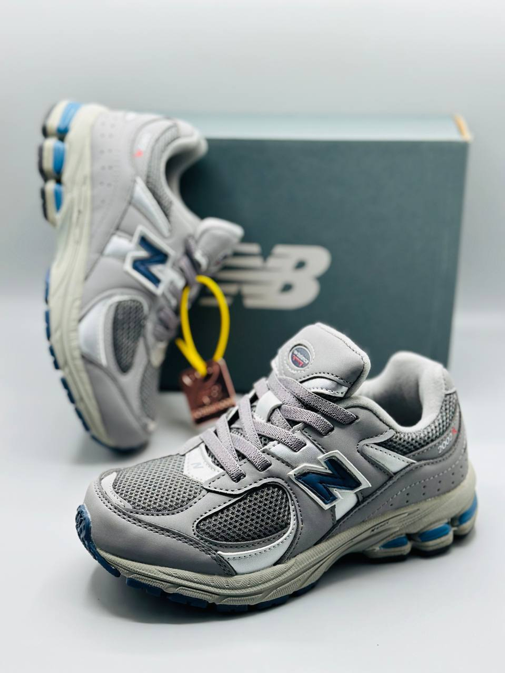 Детские кроссовки New Balance 2002