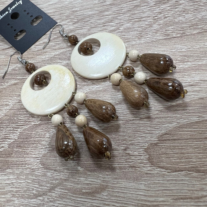 Серьги Сатурн, дерево, цвет молочный, темно-кор., 30x70 мм 317892