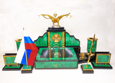 Письменный набор из малахита "Двухглавый орел". Златоуст