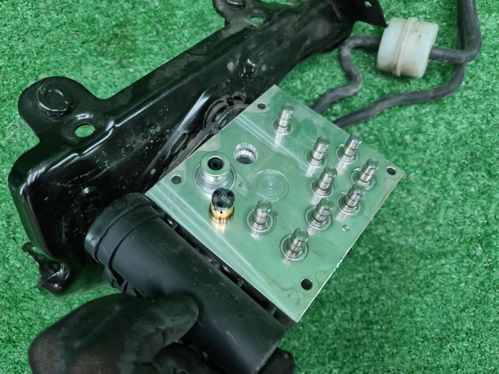 Компрессор пневмоподвески Mercedes GLE V167 18-нв