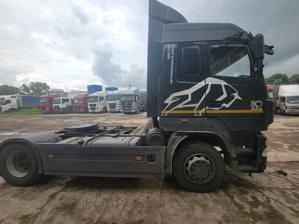 МАЗ 5440 4x2 Седельный тягач 54402L-531-031 (Дизельный, 11,6 л, 453 л.с., АТ)