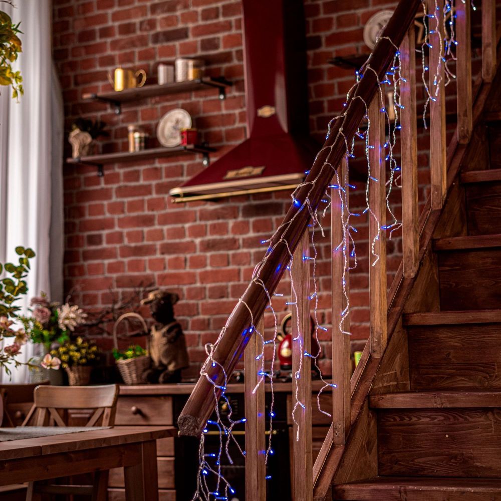 ULD-B3007-200-TTK BLUE-WHITE IP44 Бахрома светодиодная с эффектом мерцания. 3м. Соединяемая. 200 светодиодов. Синий и белый свет. Провод прозрачный. ТМ Uniel