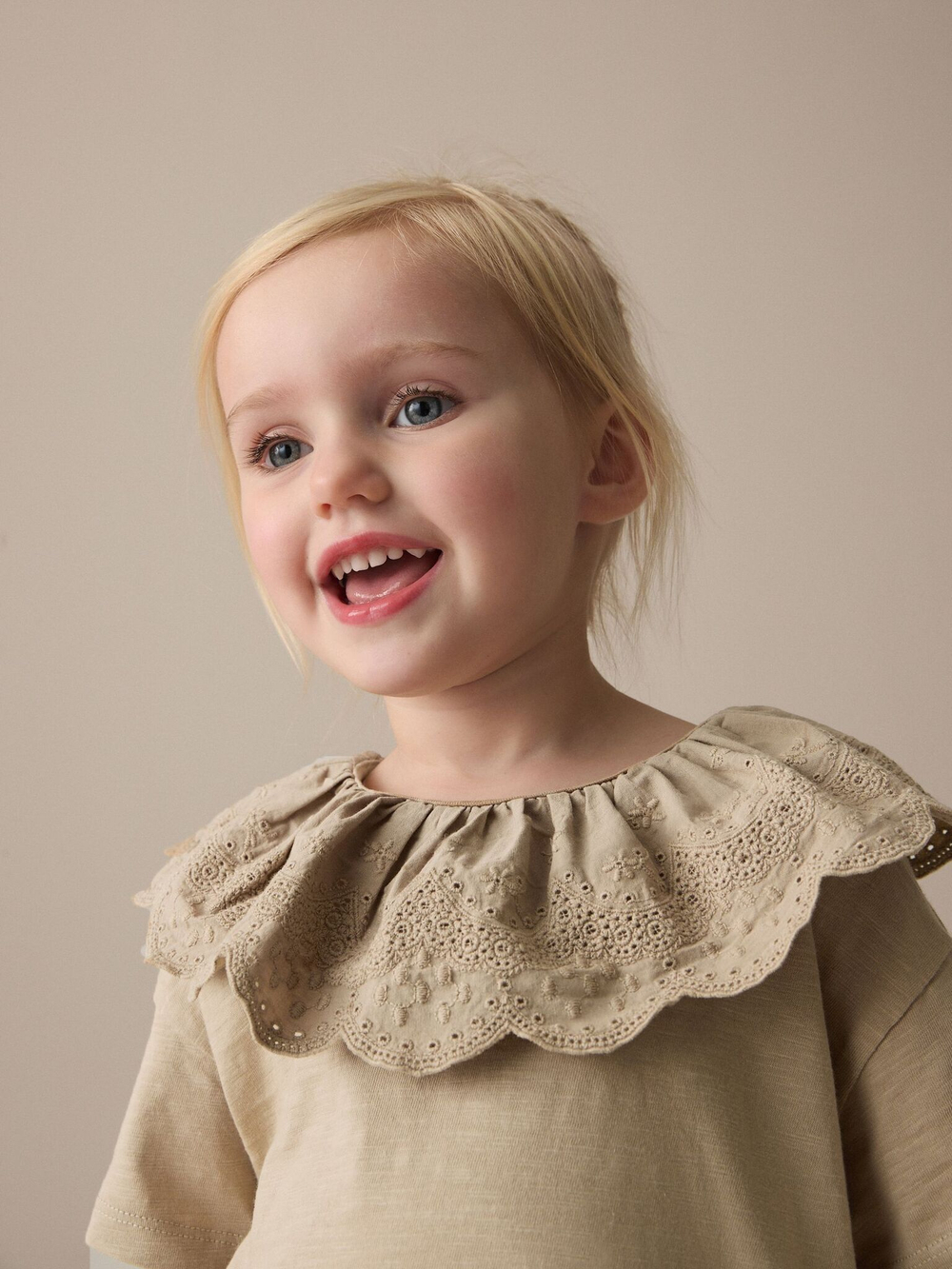 Футболка для девочки Next E51-281, Светло-коричневый