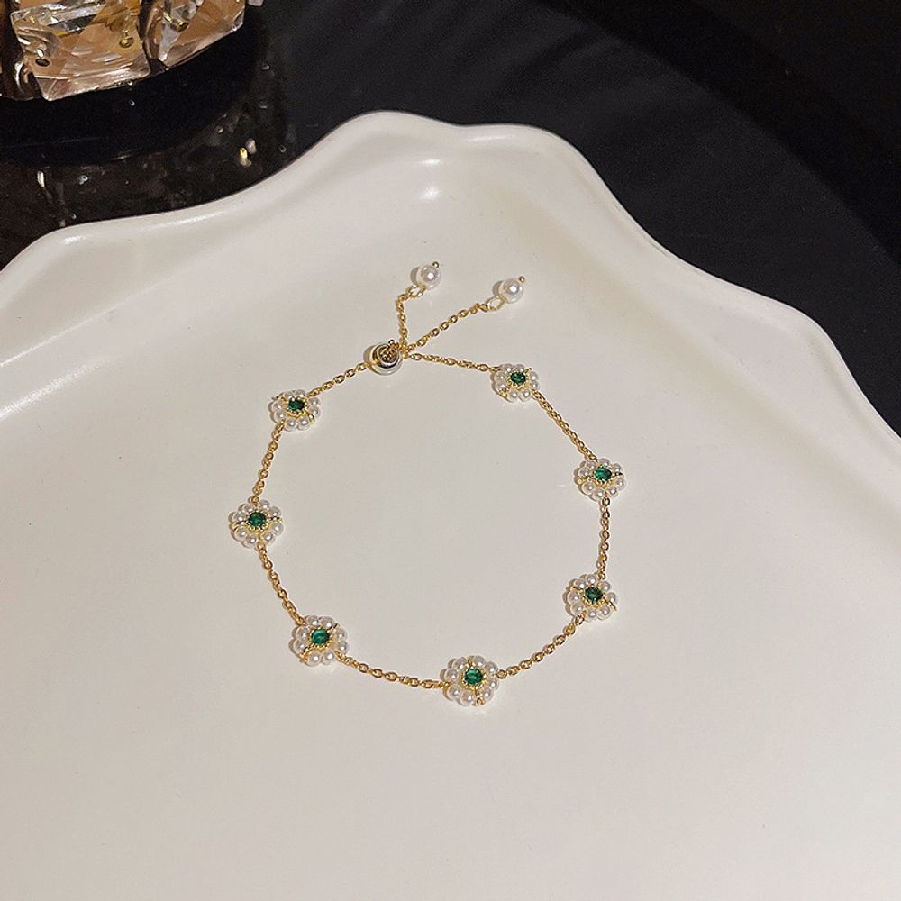 Браслет &quot;Emerald Daisies&quot;