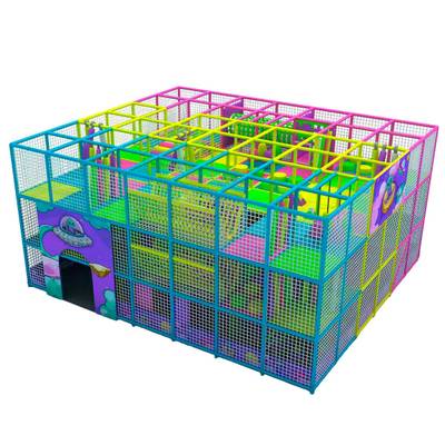 Уличный лабиринт «Звездные приключения» с крышей , 3 этажа. 9,8*8,5*4,8 м
