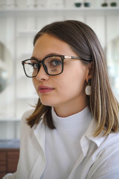 Очки vs лазерная коррекция зрения: что выбрать?