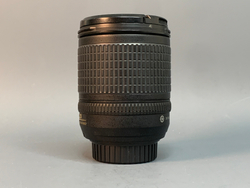 Nikon 18-135mm f/3.5-5.6G ED-IF AF-S DX Zoom-Nikkor