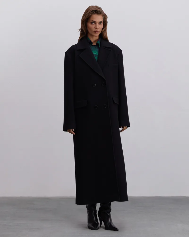 Двубортное пальто из шерсти черное