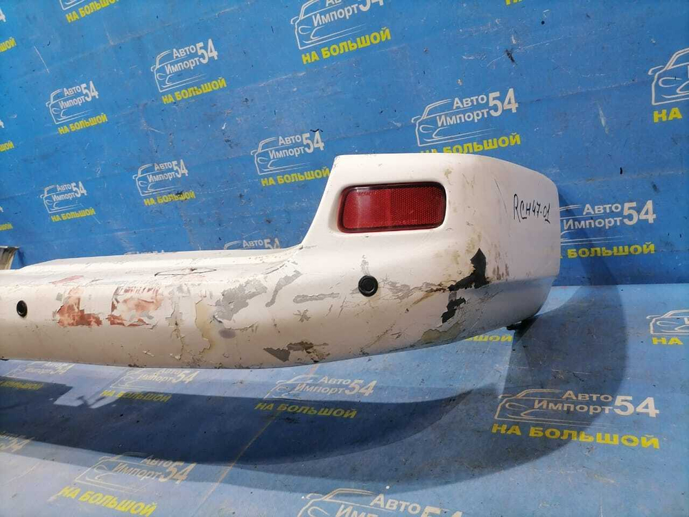 Бампер задний TOYOTA HIACE REGIUS 1998