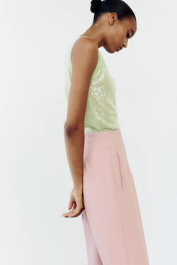 ZARA ТРИКОТАЖНЫЙ ТОП С ПАЙЕТКАМИ БЕЗ РУКАВОВ, СВЕТЛО-ЗЕЛЕНЫЙ