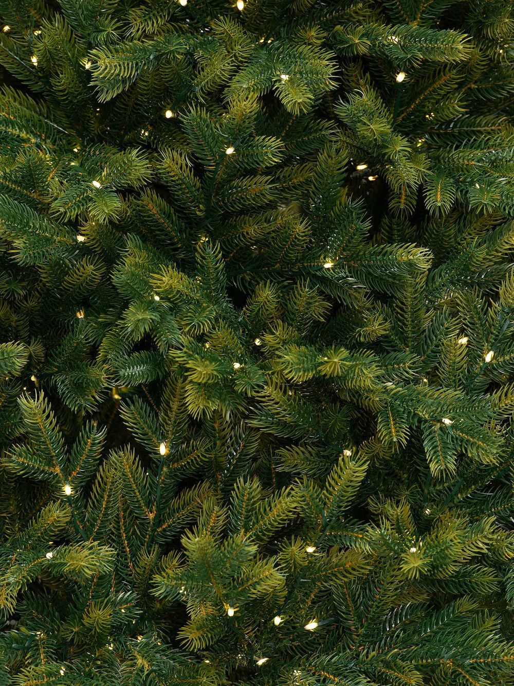 Елка с гирляндой «Эрмитажная» (Литая хвоя) 240 см / 2,4 м