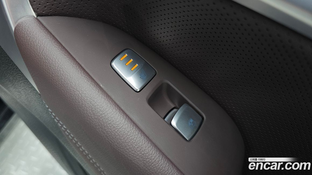Genesis The New G70 Бензин 2.0T 2WD (05.2021)