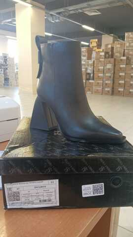 Полусапоги женские SANDRA VALERI D3-L8010