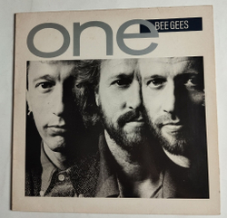 Винтажная виниловая пластинка LP Bee Gees One (Spain 1989)
