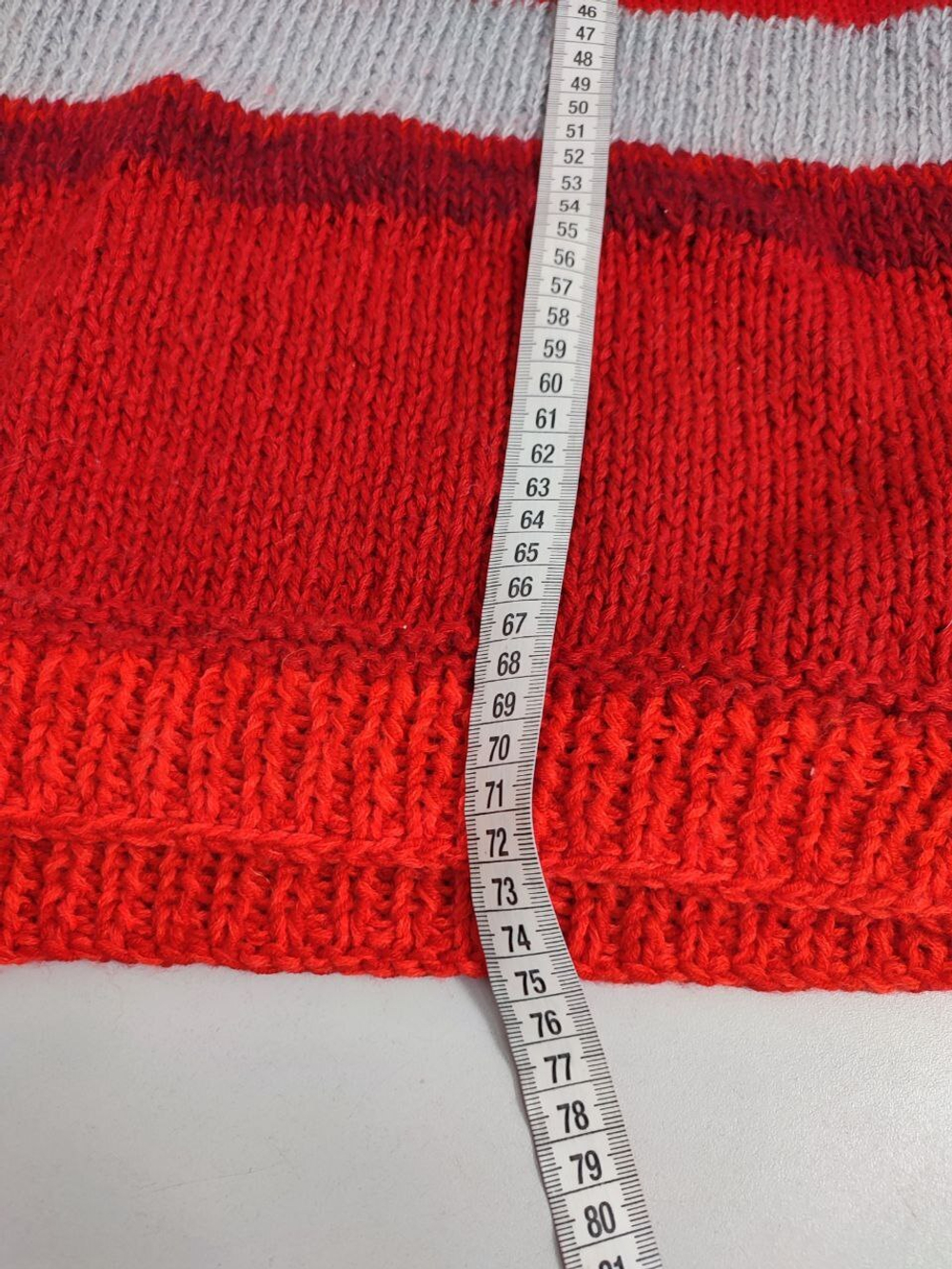 Свитер шерстяной 44-46 размер