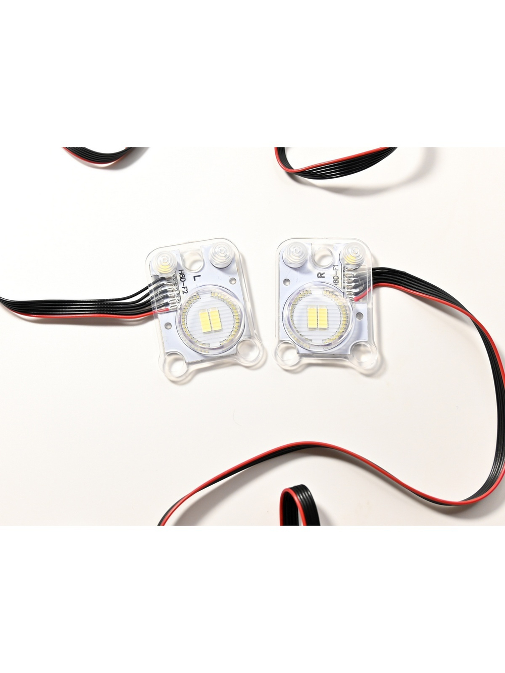 Передний свет для автомодели MJX H8H