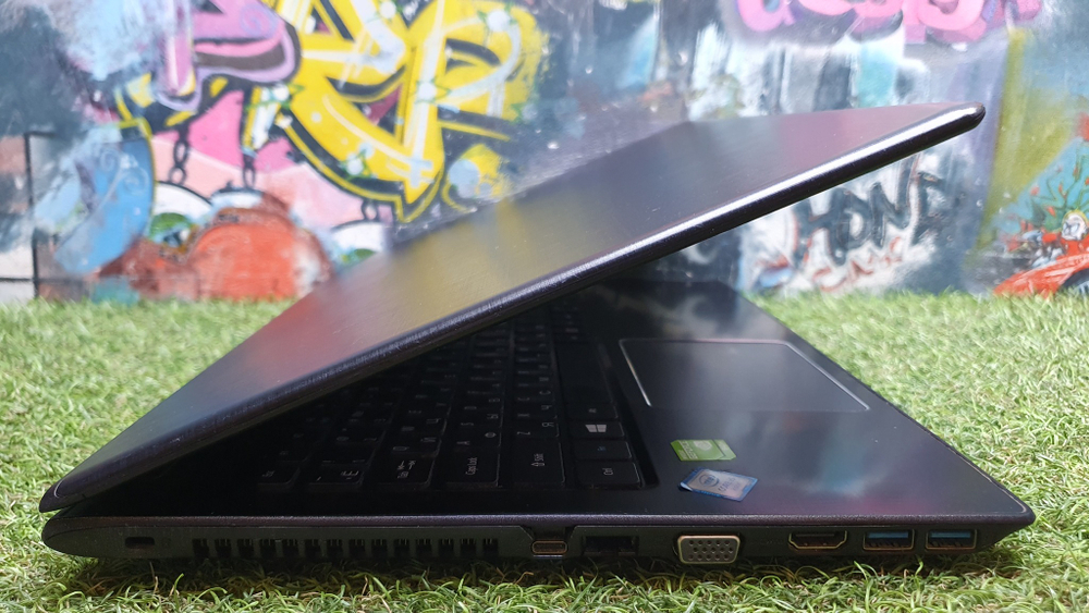 Ноутбук Acer i5-6/6Gb/940MX 2Gb/FHD