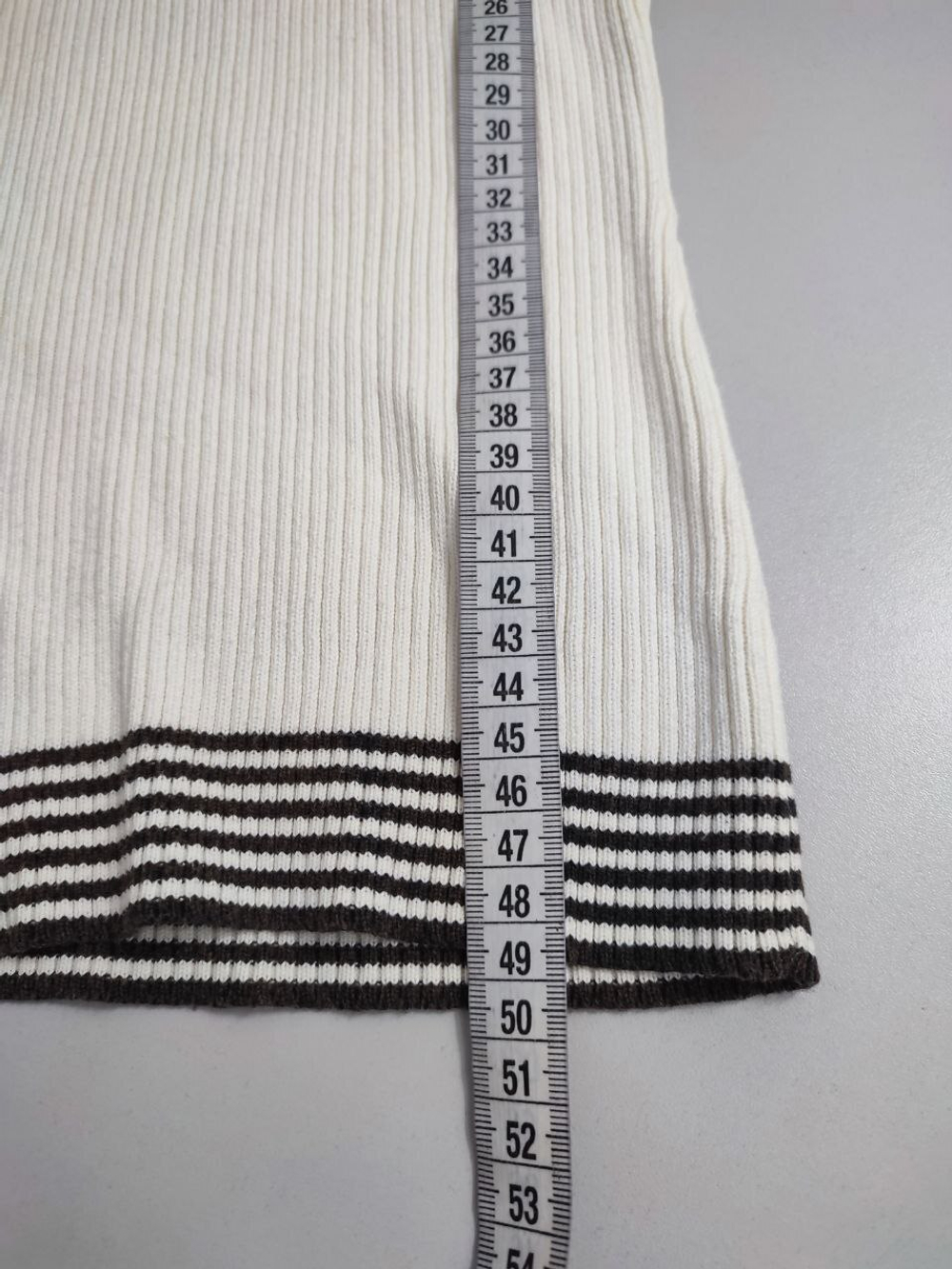 Джемпер в рубчик 42-44 размер