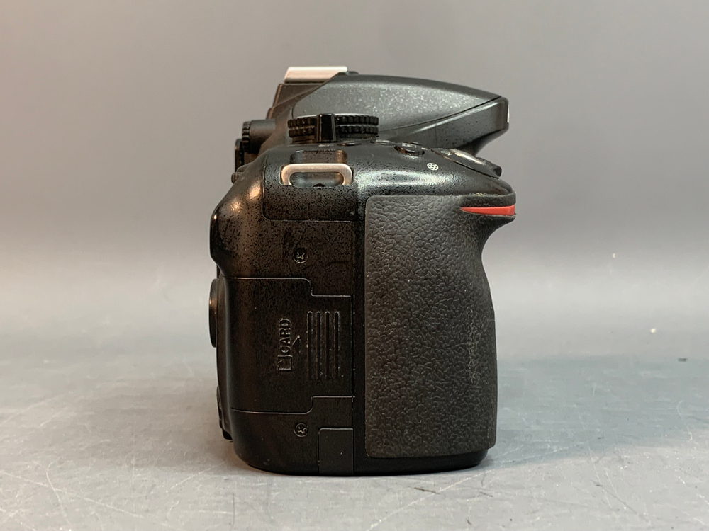 Nikon D5200 75.000 кадров