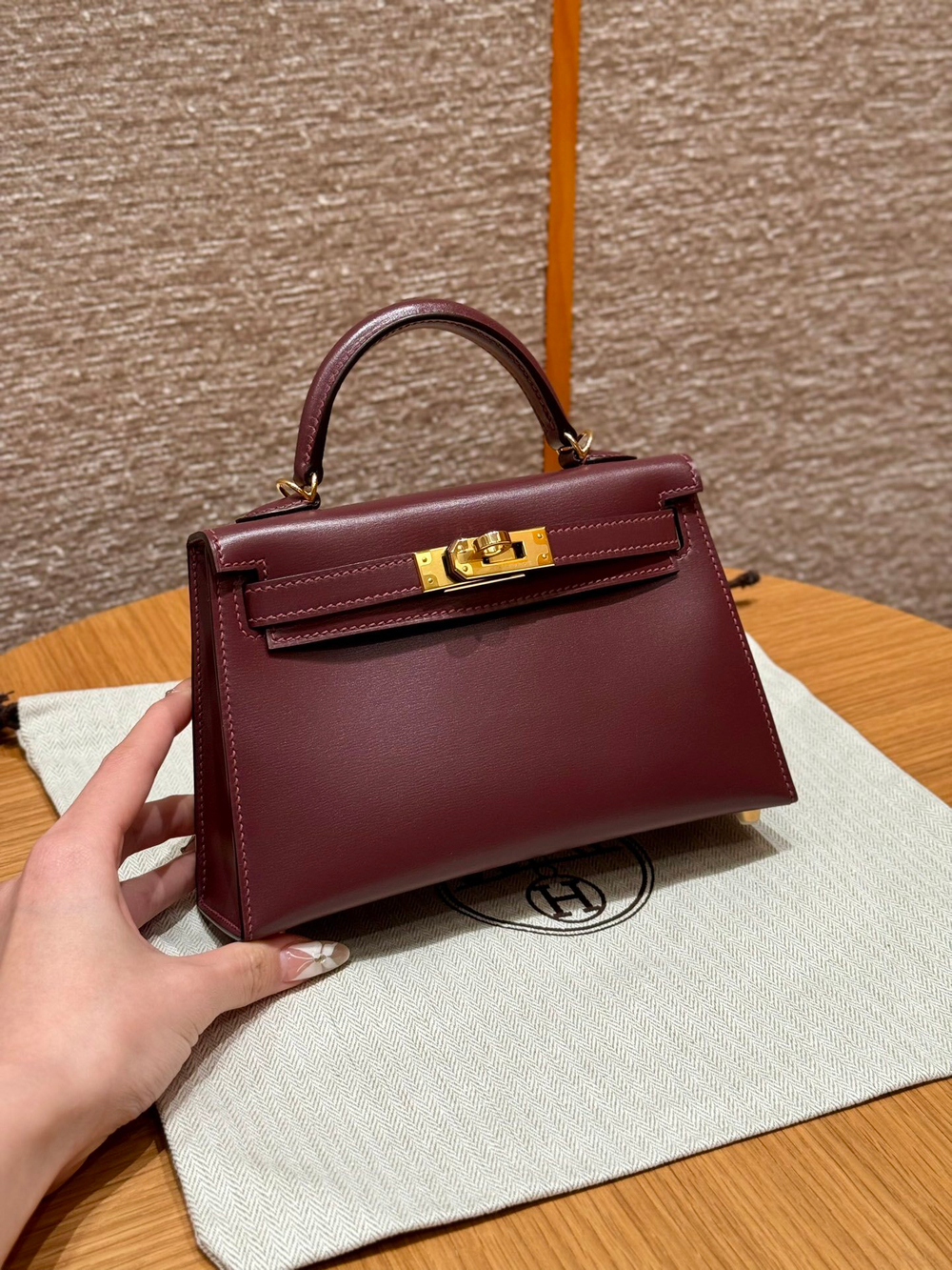 Hermes Kelly 19