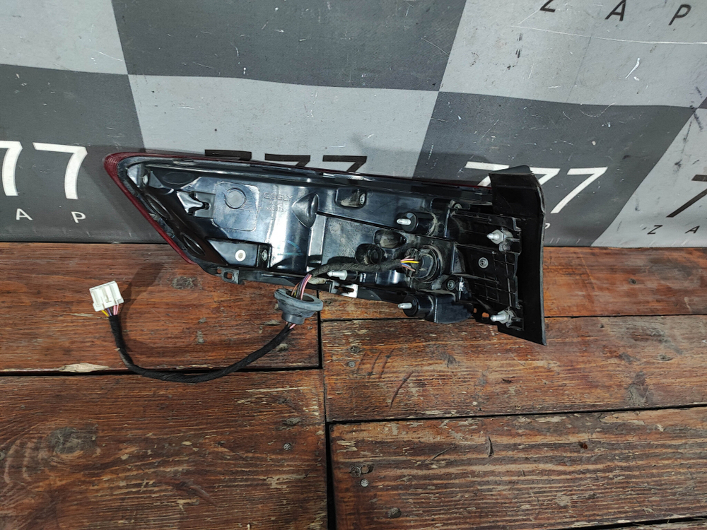 Фонарь задний правый Geely Tugella 19-нв Б/У Оригинал 7057019800