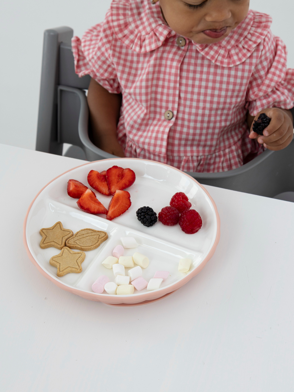 Фарфоровая тарелка секционная на силиконовой присоске, Cotton candy