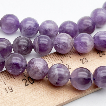 Аметист бусины, диаметр около 10-10,2 мм, цена за 9 шт (1/4 нити)