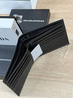 Кошелек Prada