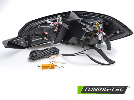 Фары задние RED SMOKE для FORD FIESTA MK8 17-21 HATCHBACK