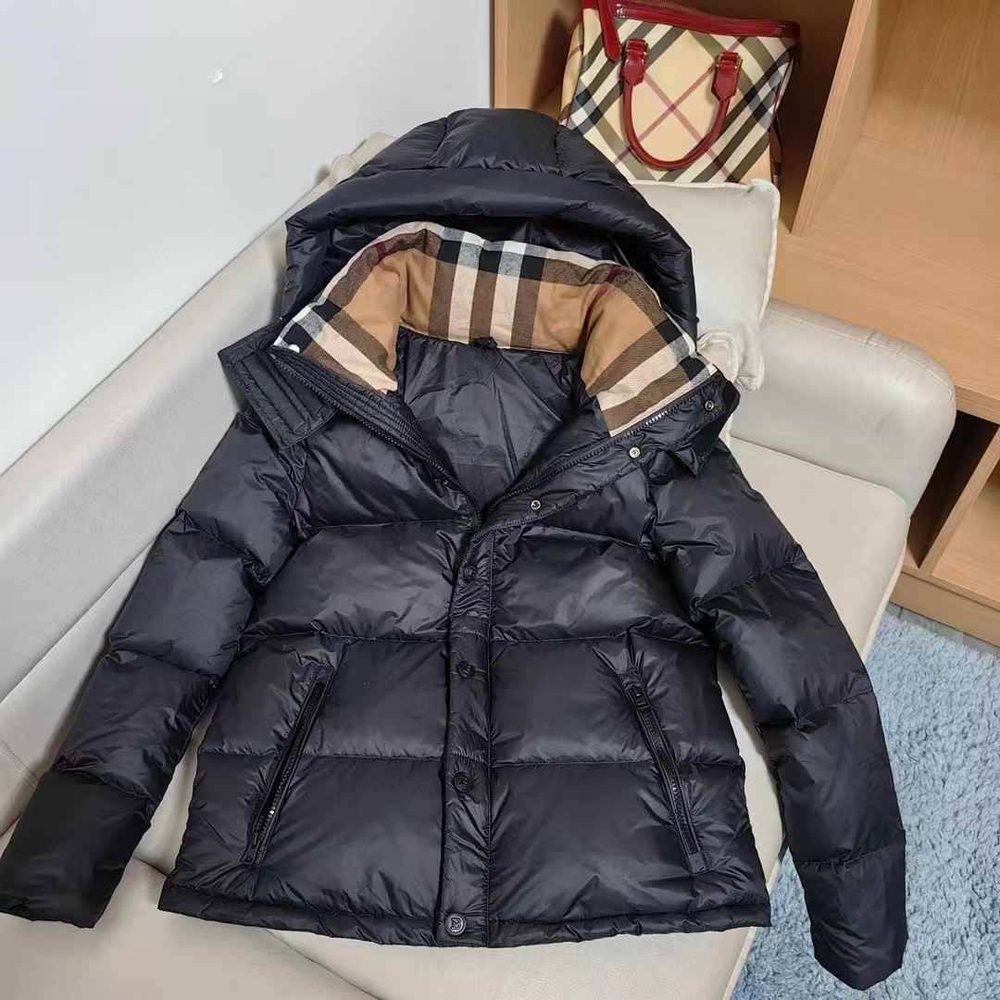 Пуховик Burberry