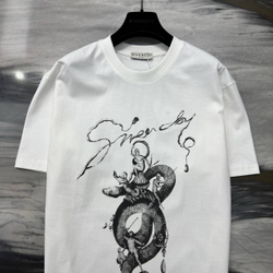 Футболка Givenchy