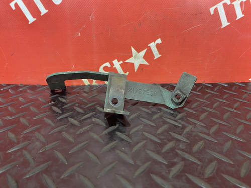 Кронштейн трубки ГУРа